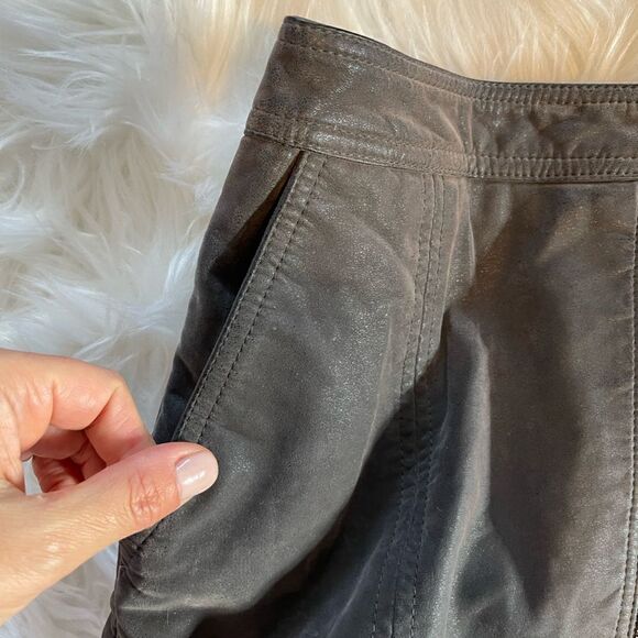 Free People Get in the Groove Dark Gray Faux Suede Mini Skirt | SZ 2 - Picture 10 of 15